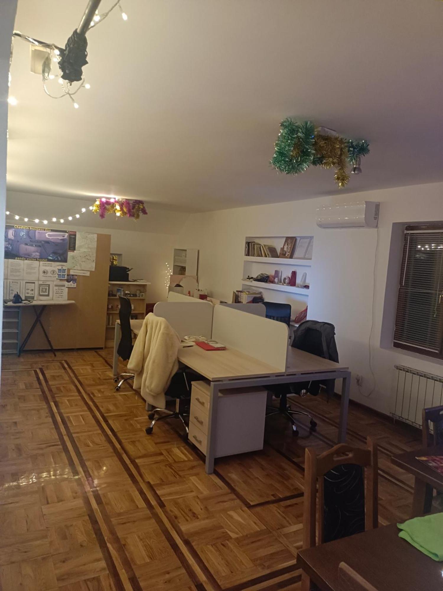 Panda Victor Space Capsule Hostel-Neo Nomad Beograd Bagian luar foto