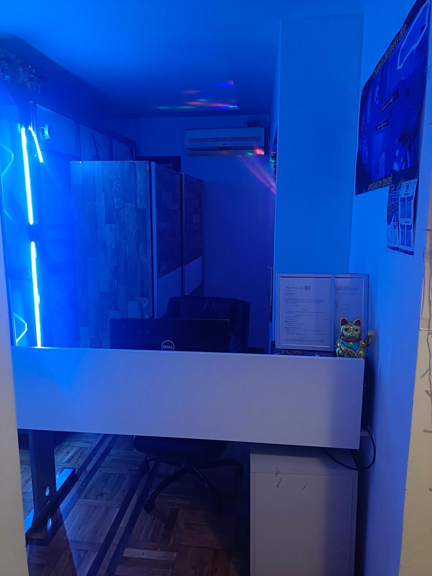 Panda Victor Space Capsule Hostel-Neo Nomad Beograd Bagian luar foto