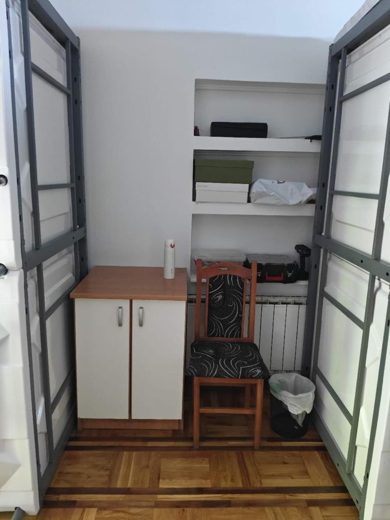 Panda Victor Space Capsule Hostel-Neo Nomad Beograd Bagian luar foto